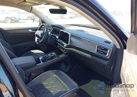 2024 Volkswagen Atlas 2.0T Sel Premium R-Line z USA, uszkodzony, nr VIN 1V2FR2CA1RC538085